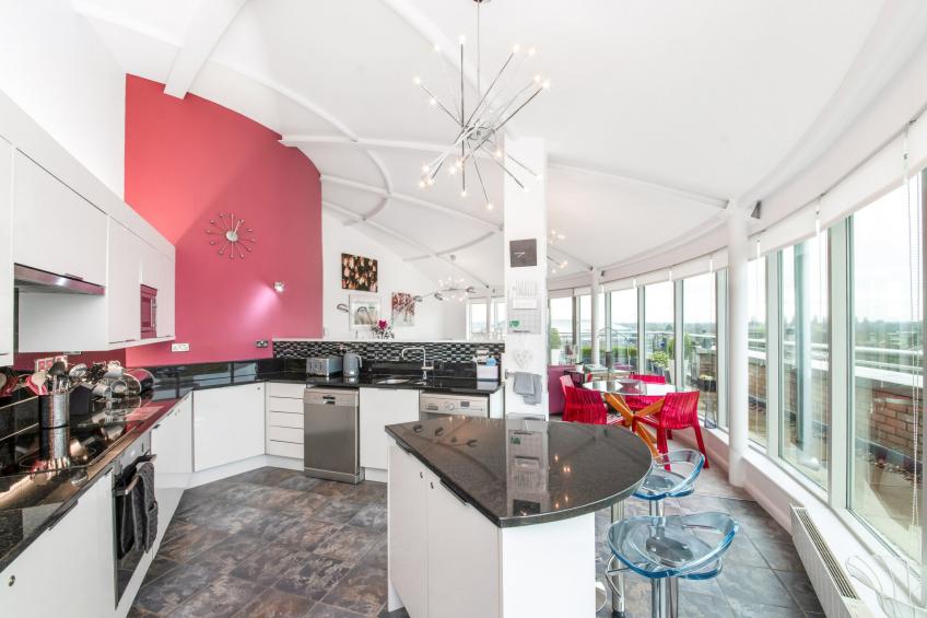 The Penthouse at 611 Westgate - foto 24