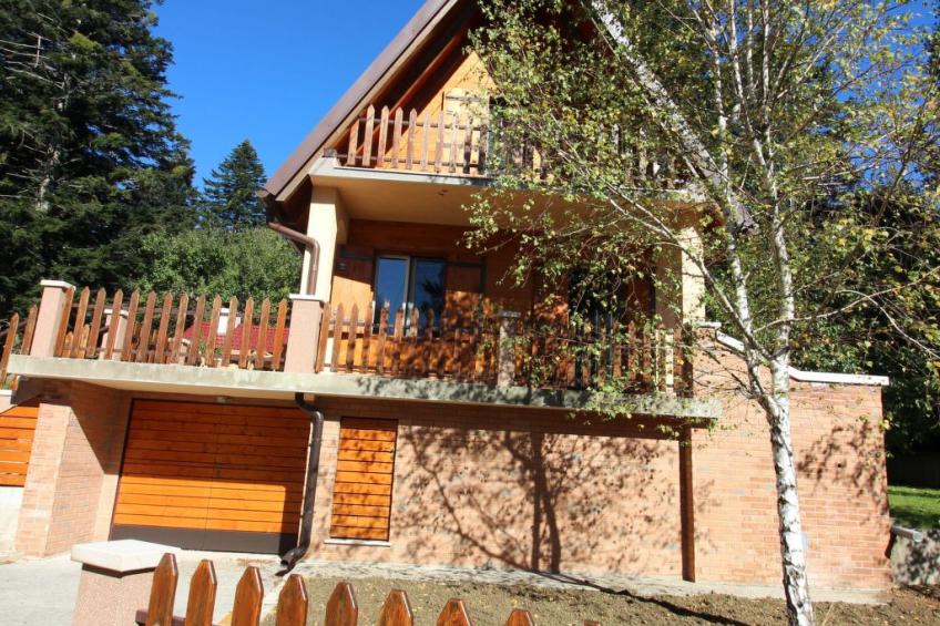 Schönes Ferienhaus in Breze mit Eigenem Balkon - foto 7