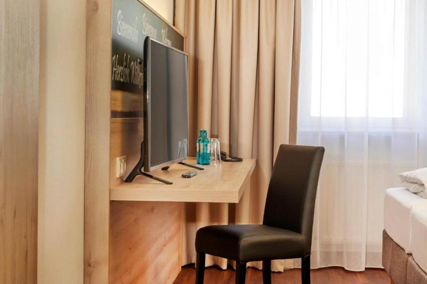 Sunday Hotel  Stuttgart Double Room - foto 20