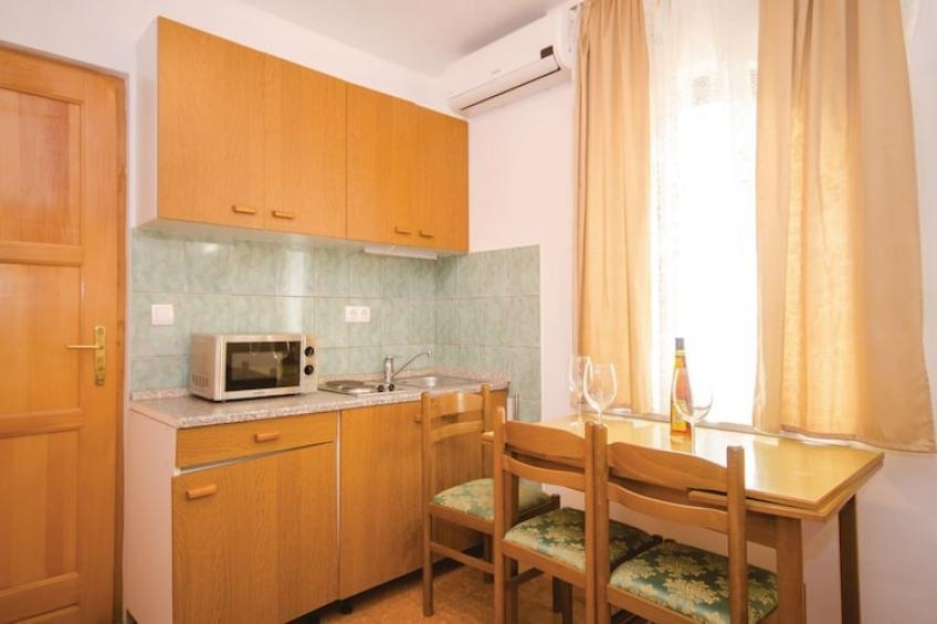 Apartments Čiovo - Two Bedroom Apartment with Terrace (A5) - foto 2