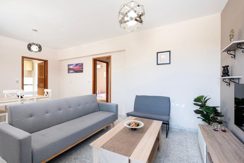 in einem Olivenhain in Strandnähe - foto 13