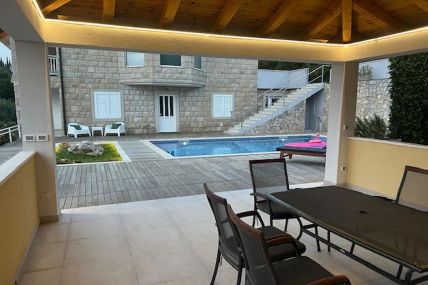 Villa Oasis Cypress - Three Bedroom Villa with Terrace and Swimming Pool - foto 48