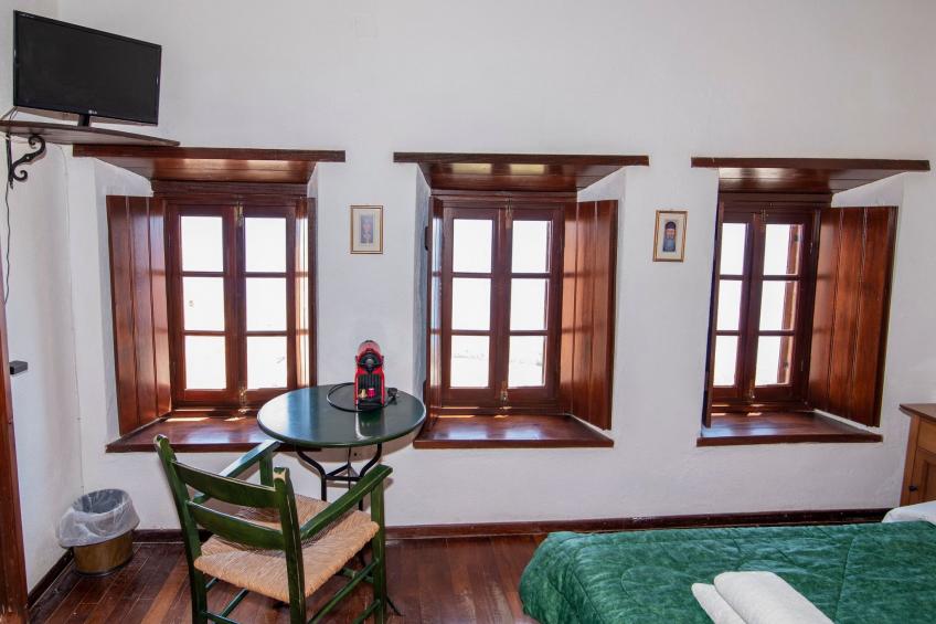 "Goulas" mit Blick auf das Wasser - foto 15