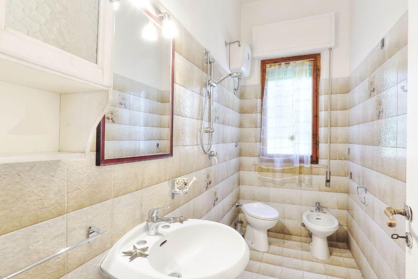 Große Wohnung in Mazzanta mit Schöner Terrasse - foto 28