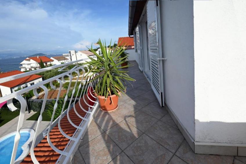 Apartments Mihovilović - 50 m from beach - Superior Two Bedroom Apartment with Balcony and Sea View (A3) - foto 14