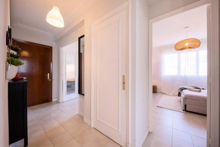 06b - Beau 2 Pièces Rénové Avec Terrasse Vue Mer - foto 16