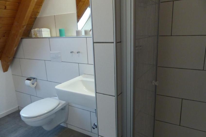 Einladende Obergschosswohnung mit sonnigem Balkon - foto 7