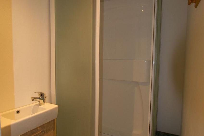 Großes Ferienhaus mit Terrasse und Garten - foto 6