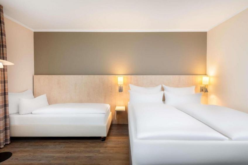 Mercure Hotel - Standard Double Room with Sofa Bed - foto 7