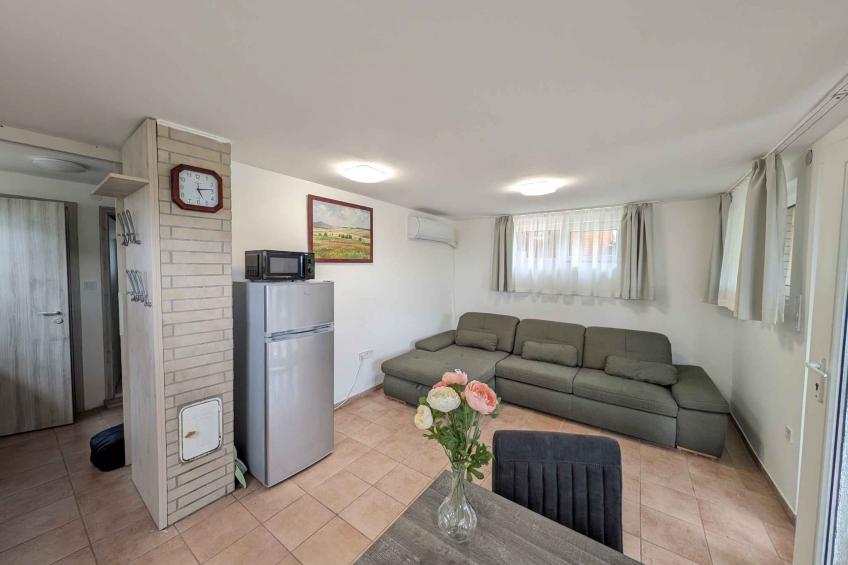 Vakantiewoning met een rustige ligging en uitzicht op het meer - BF-VRDPR - foto 18