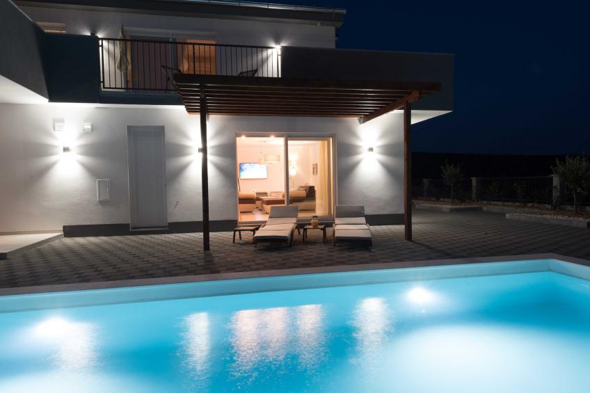 Luxury Escape with Swimming Pool & Modern Design - Deluxe Four Bedroom Villa with Sea View and Private Pool (Villa 5) - foto 69
