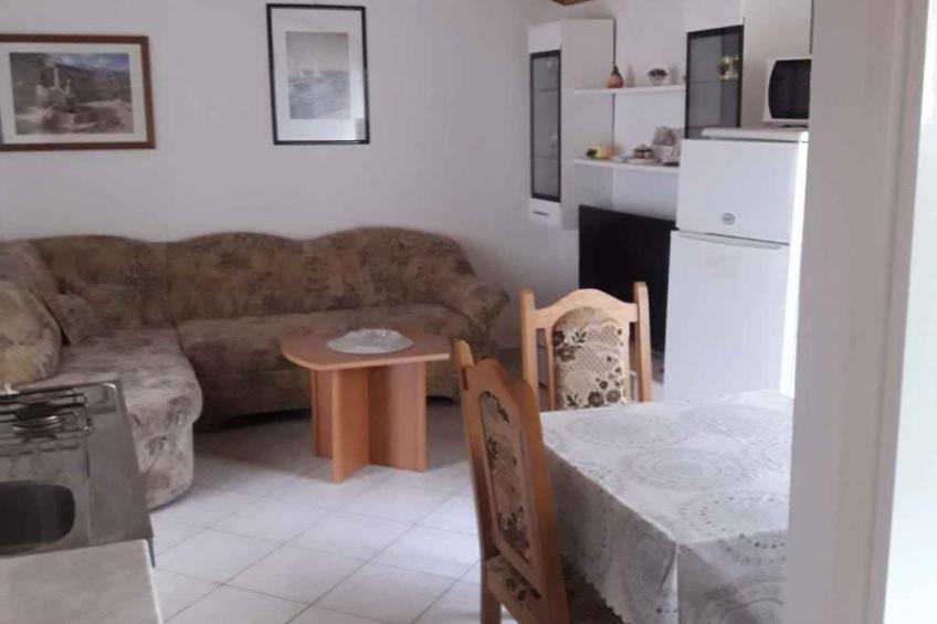 Holiday apartment 100 m from the beach - BF-XGM6