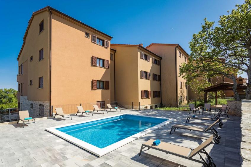 Cesare 5-Modern Apartment with Shared Pool - foto 7