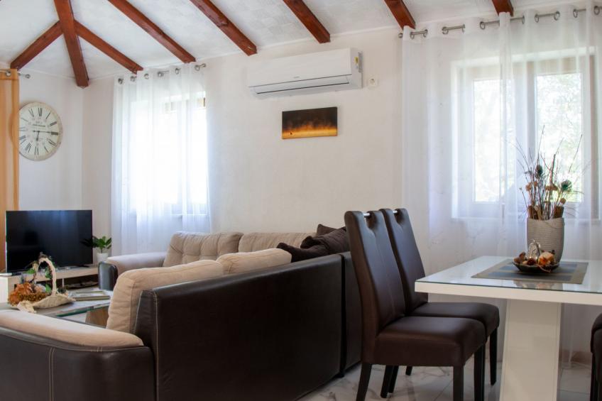 "Hidden Treasure" - foto 30