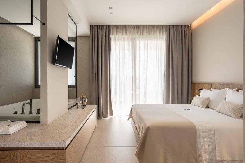 Sancy Luxury Villa-400m Strand, ''Beheizter'' Pool, Fitnessraum - foto 39