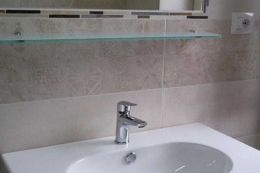 Zwei-Zimmer-Penthouse-Wohnung mit Terrasse mit Meerblick - foto 9