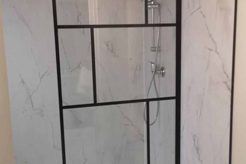 Hübsches Tiny Cottage mit Waldblick im Feriendorf - foto 14