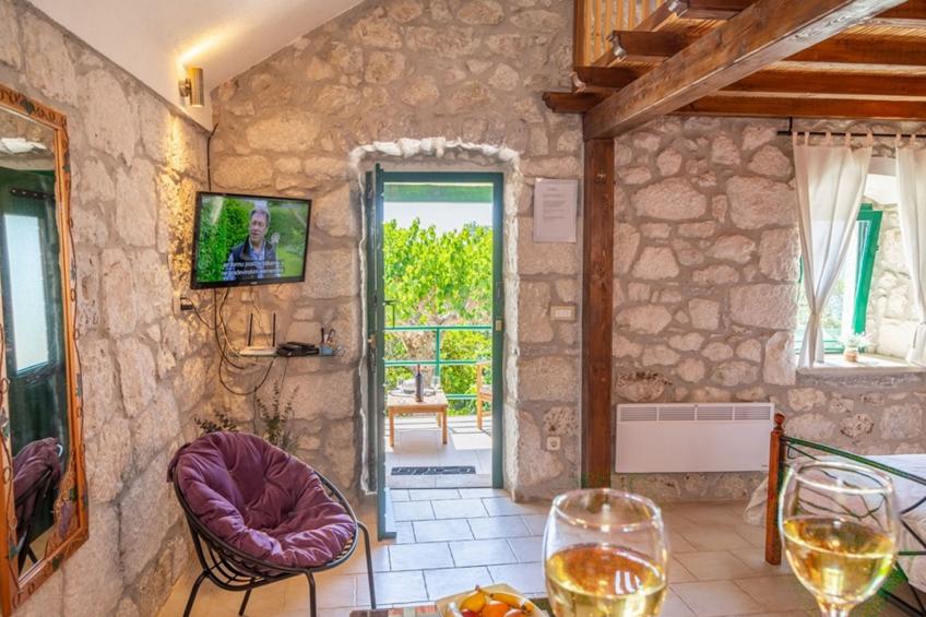 "Nikola" mit privatem Pool - foto 21