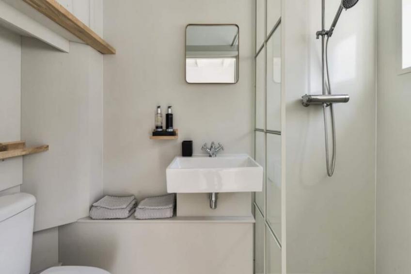 Villa Loft Apartment With Light Garden Room - foto 8