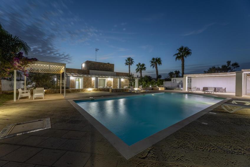 Malaspina Luxury Pool - foto 32