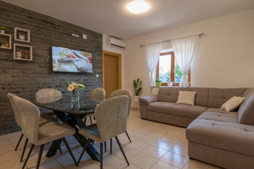 Haus in Grubine mit Außenpool - foto 15