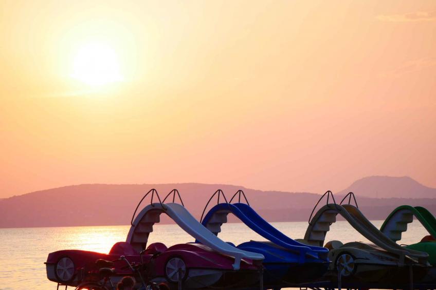 Vakantiewoning 100m van het Balatonmeer met zwembad en airconditioning - VW-Z873Y - foto 25