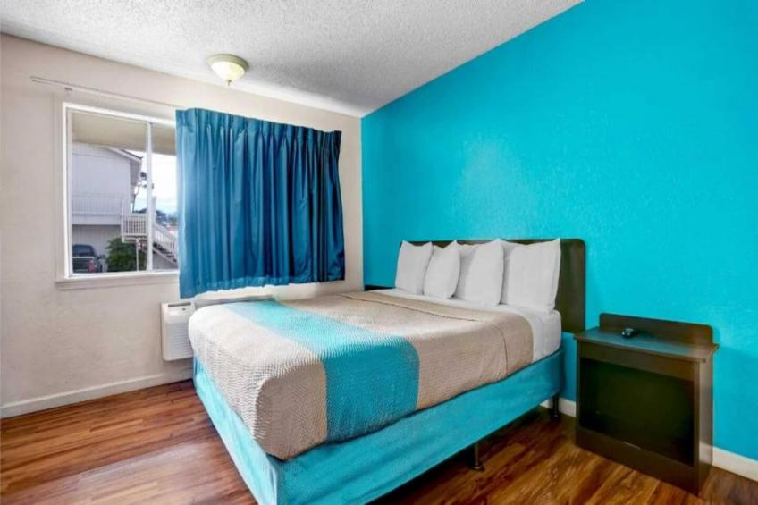 3 Full Beds  Suite Non-Smoking - foto 23