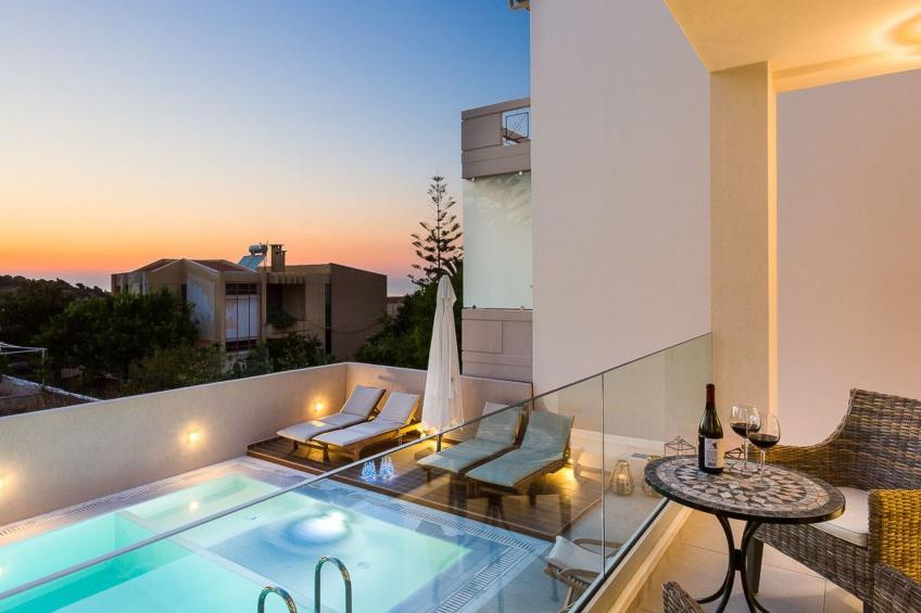 Villa Amelia I Kostenloser 8-Sitzer Mini-Van und Pool