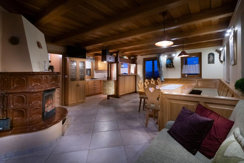 Vivid Hillside Country House with Hot-Tub and Sauna - Two Bedroom Country House - foto 4