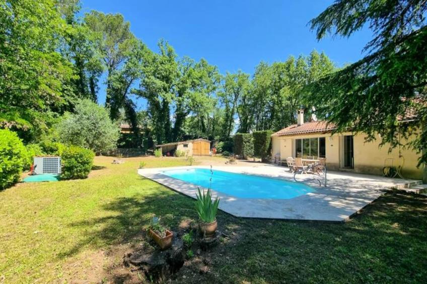 Villa 6 Pers à 30 Minutes De Cannes/piscine Privée