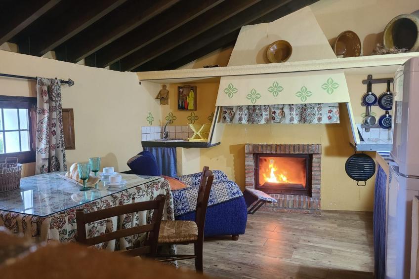 Schöne Ferienwohnung in Iznájar mit Garten, Terrasse und Grill