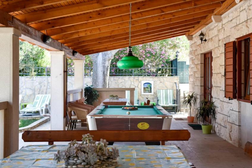 Peaceful Island Haven with Pool, BBQ & Games Area - Four Bedroom Holiday Home - foto 22