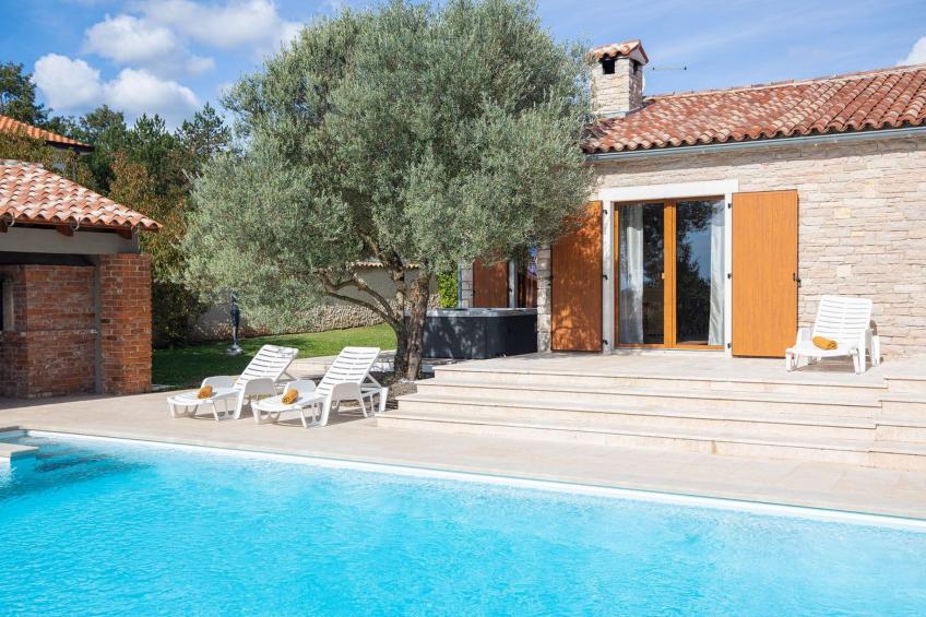 Haus in Bertoši mit privatem Pool - foto 43