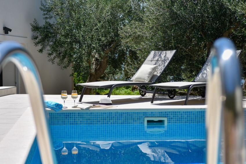 3 Schlafzimmer Villa mit beheiztem Pool und Meerblick - foto 57
