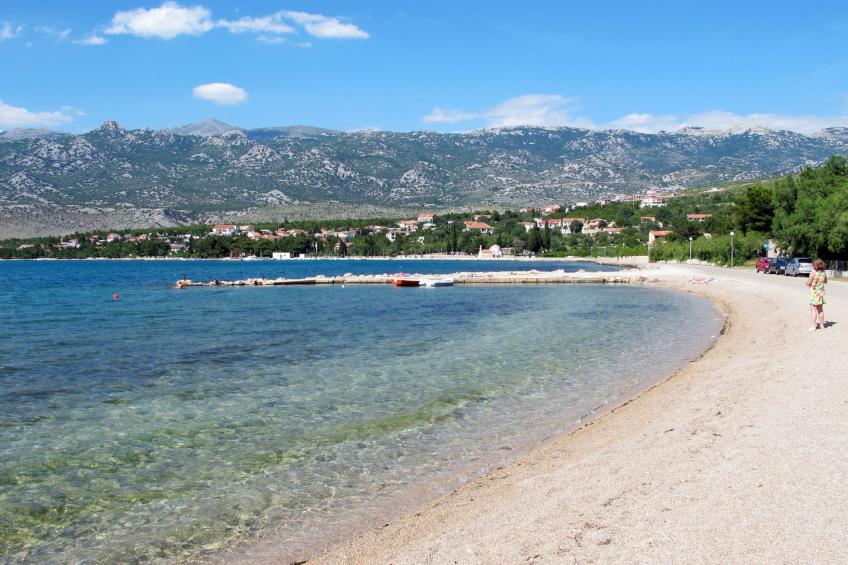 mit Pool in Lukovo Sugarje - foto 23