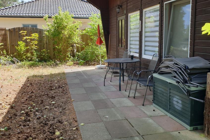 Holz-Bungalow mit Terrasse - foto 3