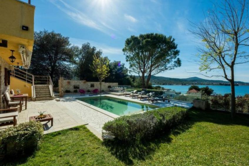 Villa Barotul with pool - foto 13