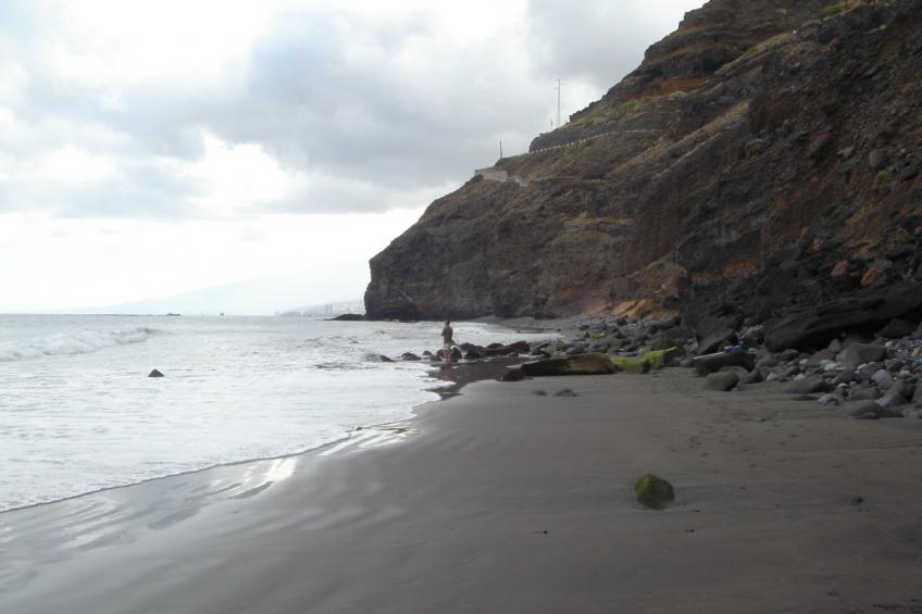 Zweitstöckiges Ferienvilla mit Terrassen, Pool, Sauna sowie herrlichem Berg- un - foto 34
