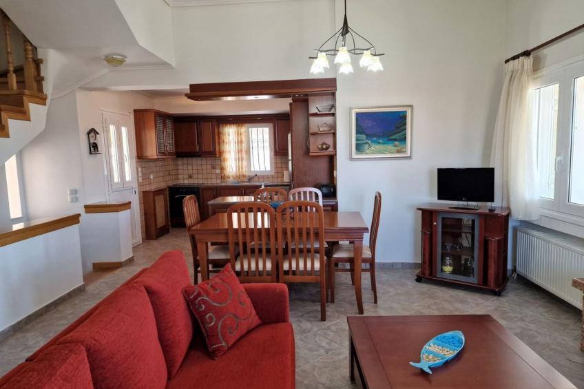 Vollständig umschlossene und großzügig angelegte dreistöckige Ferienvilla mit f - foto 11