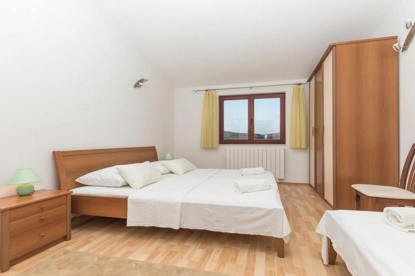 Relaxing Holiday Home with Pool, Fitness Area, and Entertainment Facilities - Six Bedroom Holiday Home - foto 17