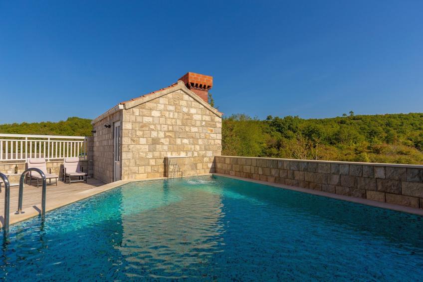 Holiday Home Trojković- Four Bedroom Holiday Home with Terrace and Swimming Pool - foto 29