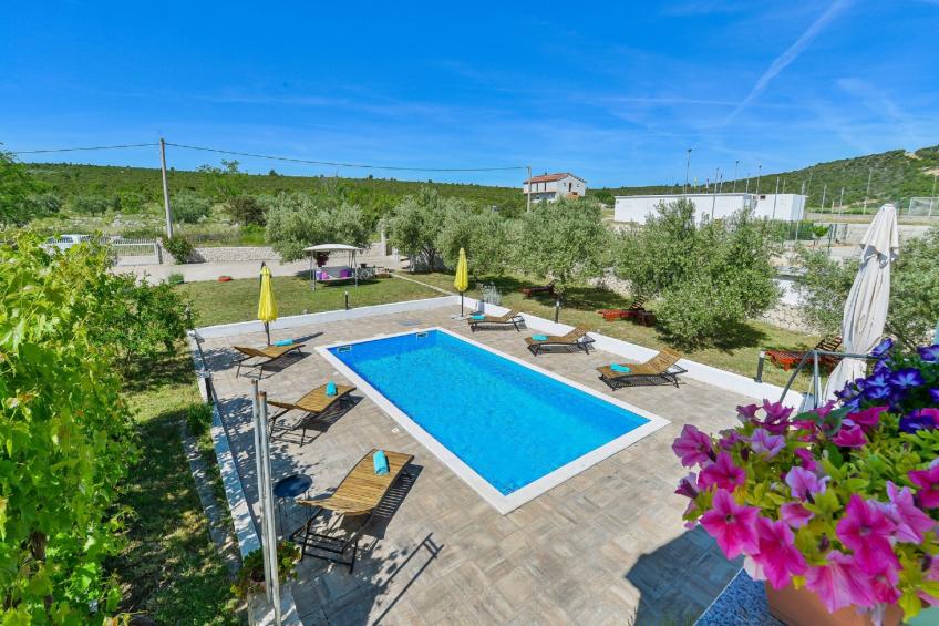 Holiday Home Marina with pool