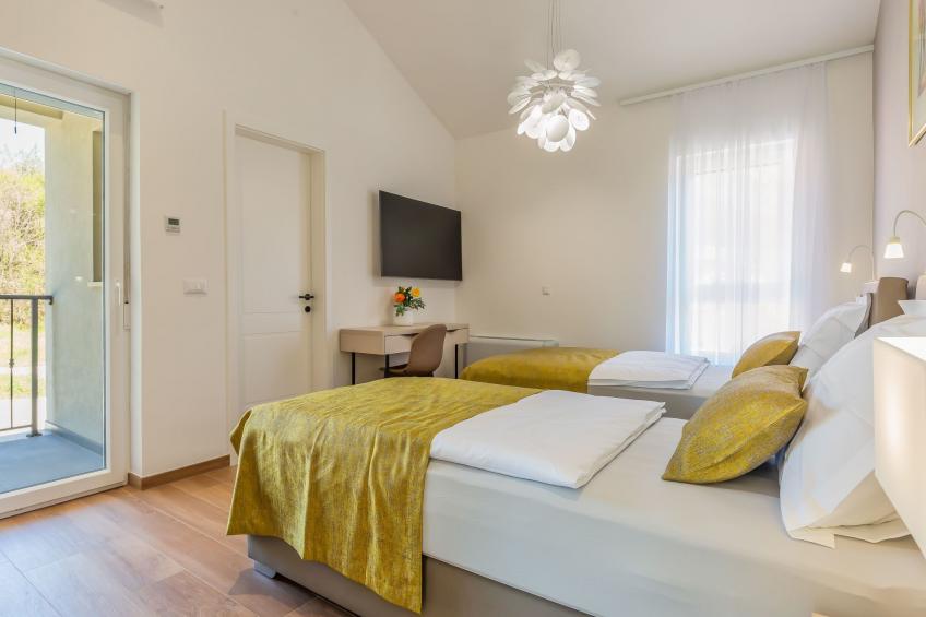 in Dugopolje mit Privatem Pool - foto 10