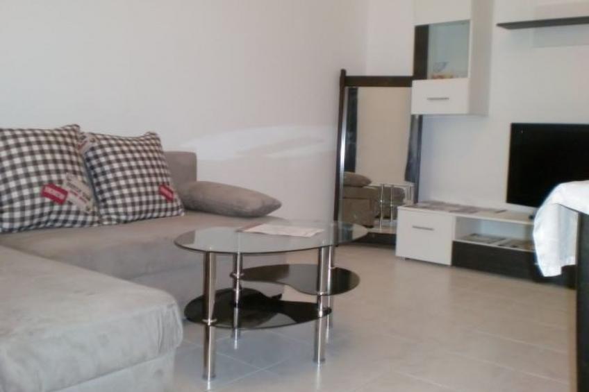 Charmante Wohnung in Fünfhaus mit Garten - foto 7