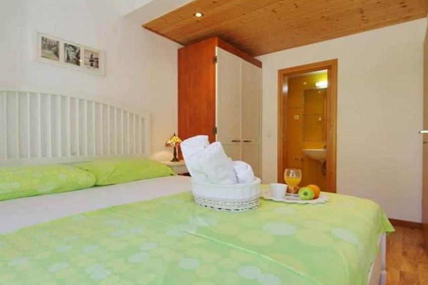 Blissful Bay Apartments Vrboska - Classic Two Bedroom Apartment with Terrace (owner Lavanda) - foto 8