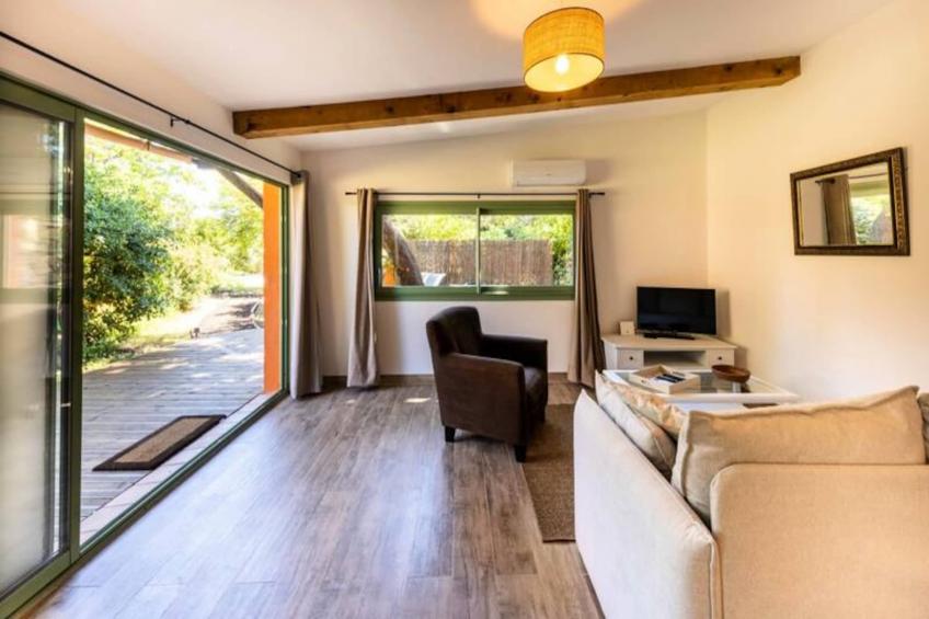 06bv2 : Joli Cottage Au Calme Avec Piscine - foto 21