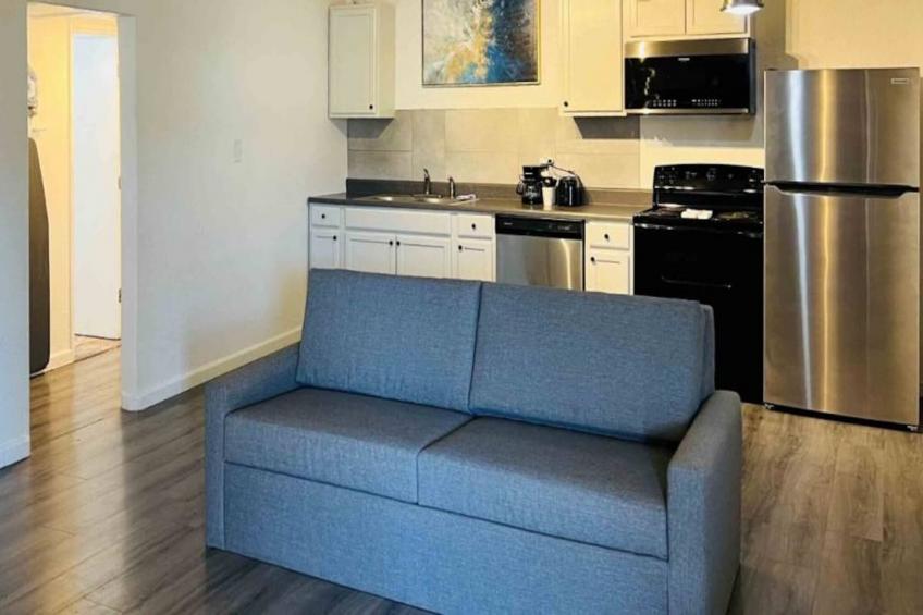 2 Full Beds  Kitchen Non-Smoking - foto 15