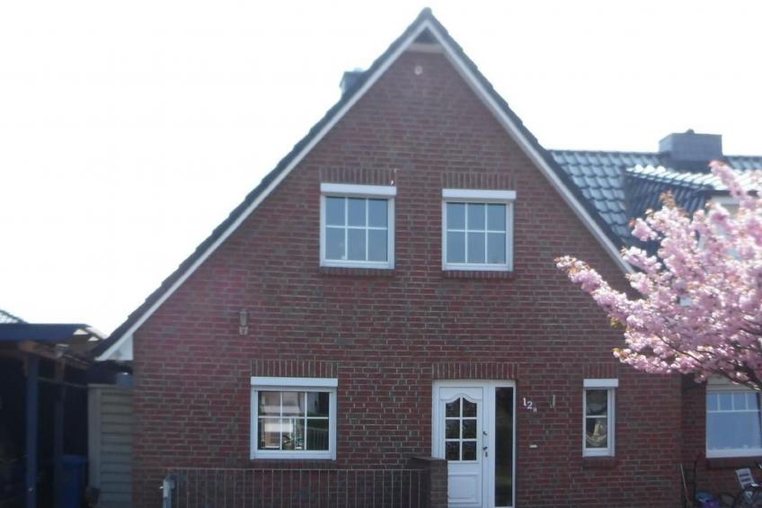 mit Garten und Stellplatz