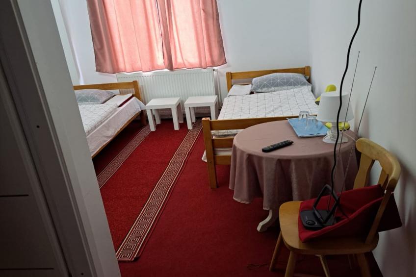 Room Đenadija - Double room  with river view 11 - foto 3
