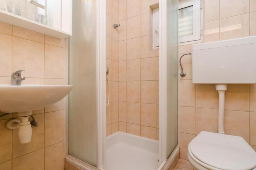 Guest House Sobra 38 - Double Room with Private Bathroom 2 - foto 22